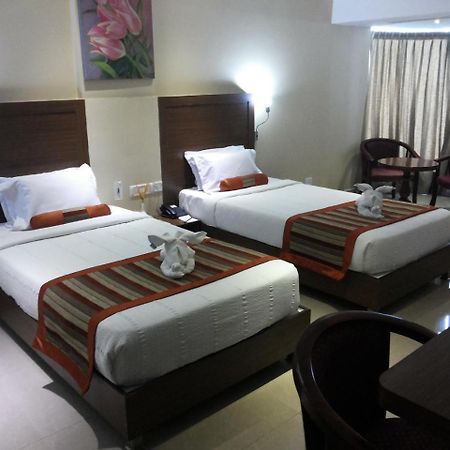 Hotel Milestonnez Sriperumbudur Bagian luar foto