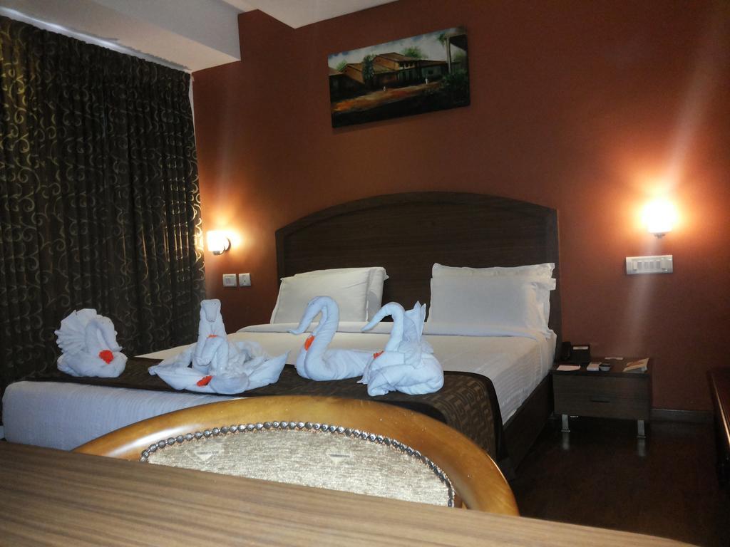 Hotel Milestonnez Sriperumbudur Bagian luar foto