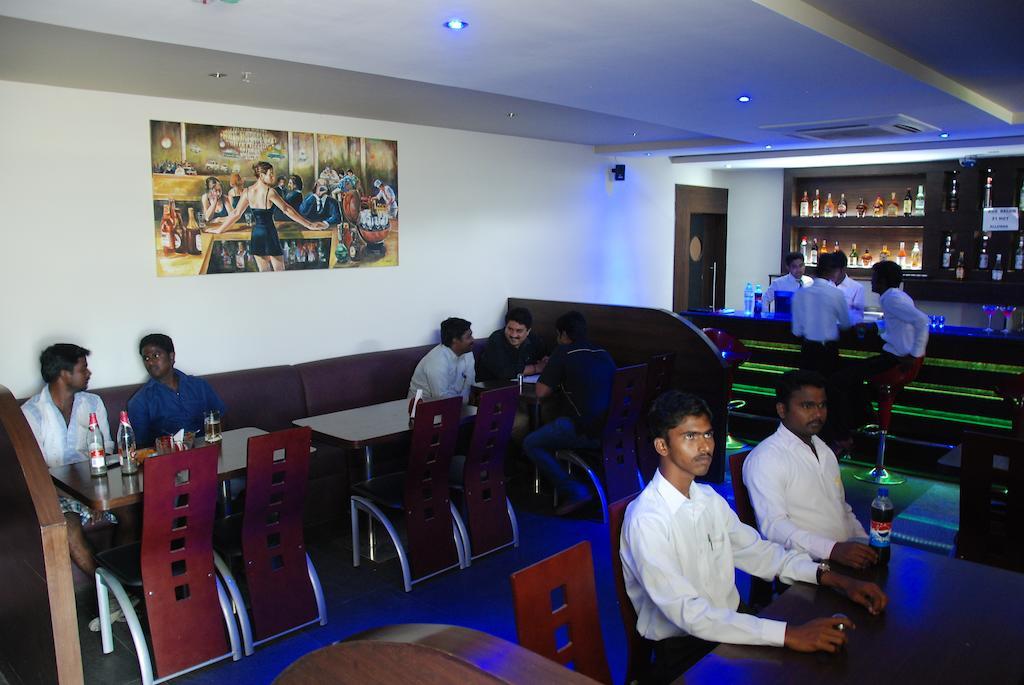 Hotel Milestonnez Sriperumbudur Bagian luar foto