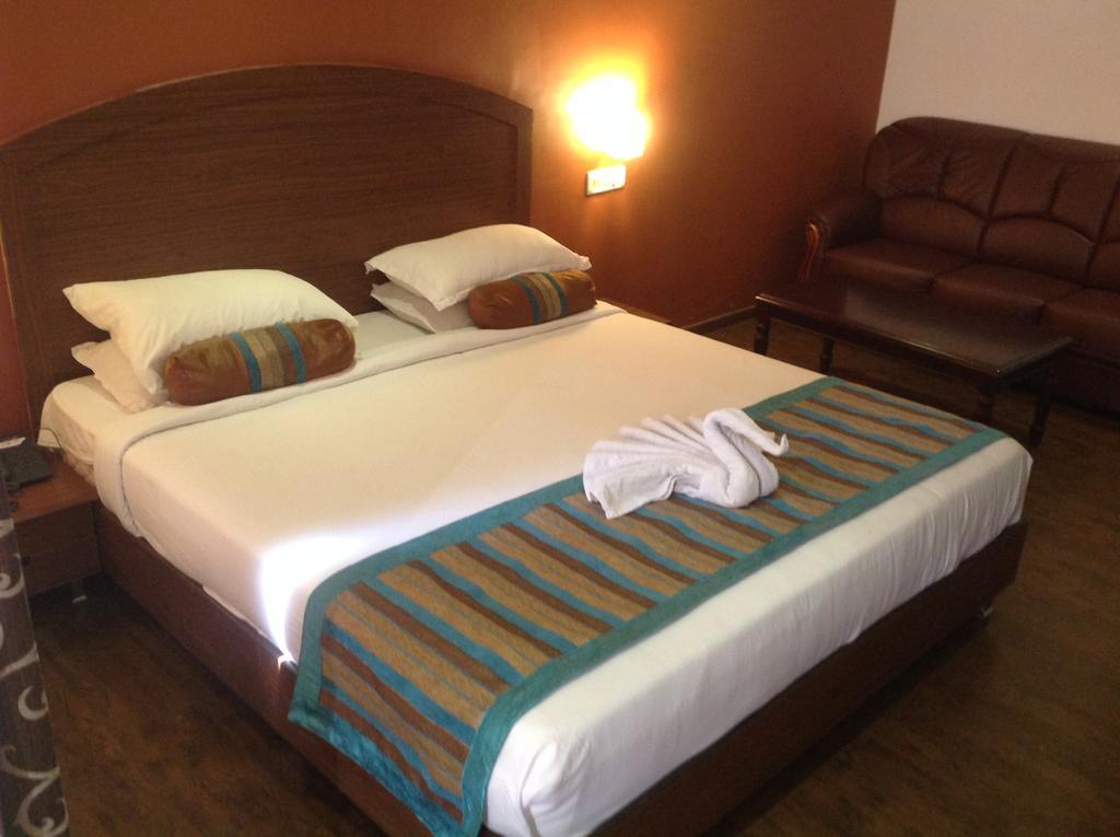 Hotel Milestonnez Sriperumbudur Bagian luar foto