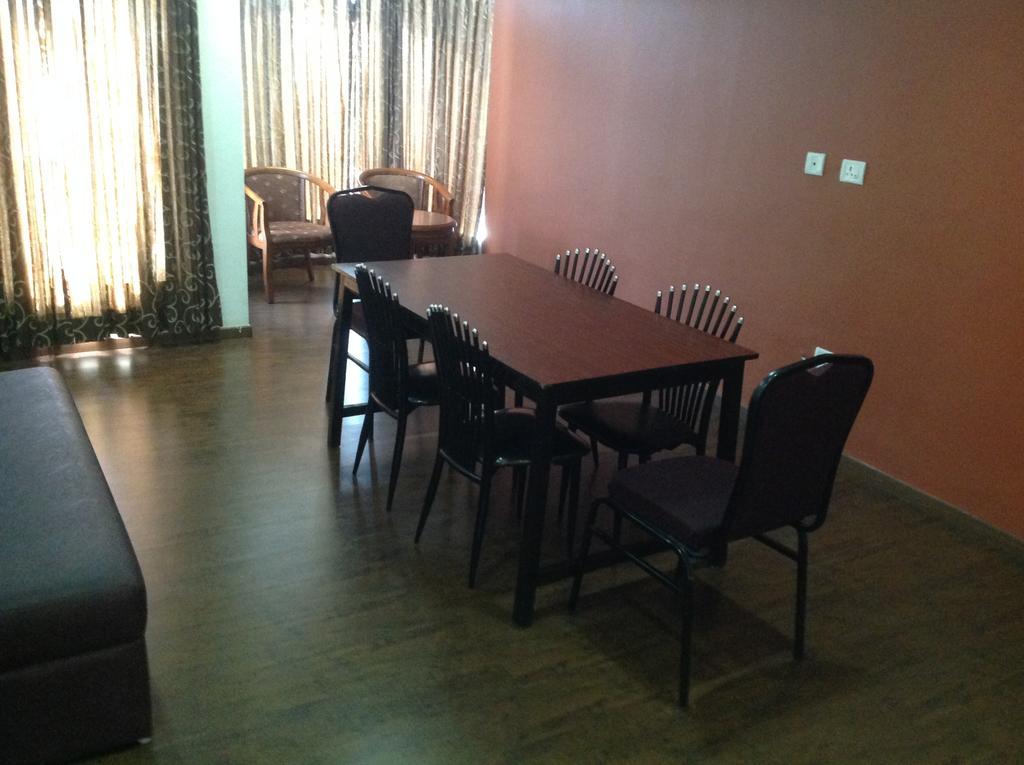 Hotel Milestonnez Sriperumbudur Bagian luar foto