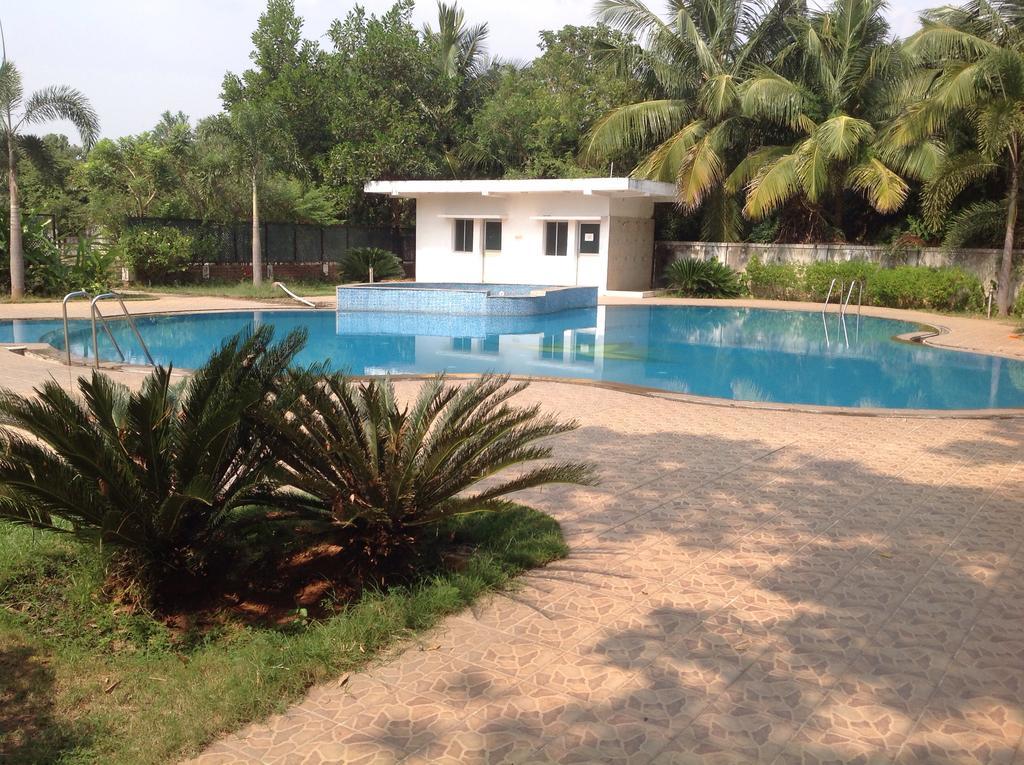 Hotel Milestonnez Sriperumbudur Bagian luar foto