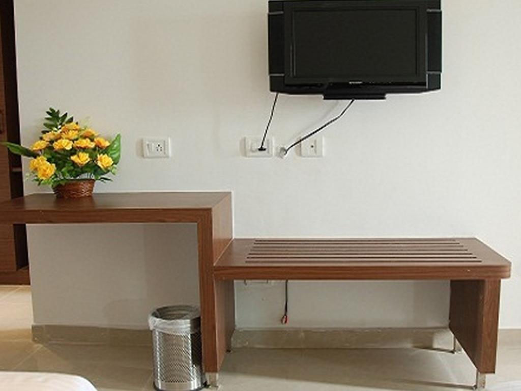 Hotel Milestonnez Sriperumbudur Bagian luar foto